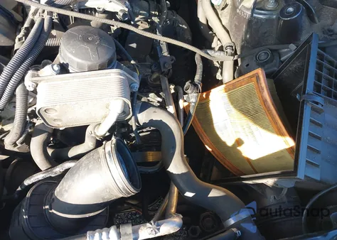 2016 BMW 528I xDrive из США, поврежденный, VIN WBA5A7C59GG149685